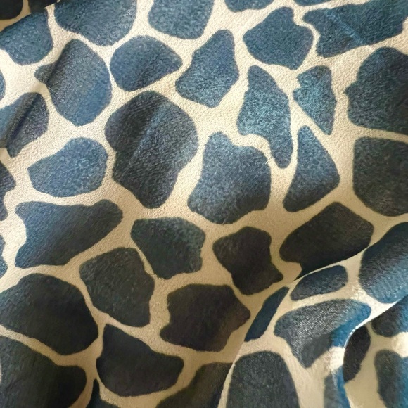 Ann Taylor Smocked Crop Blouse - Picture 5 of 8